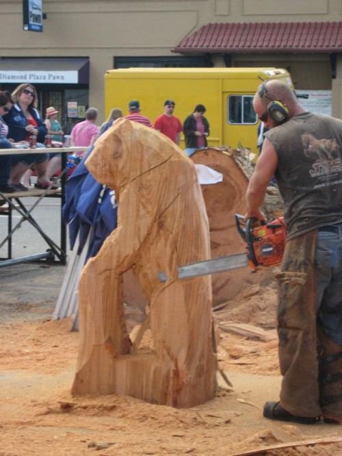 chainsaw carving