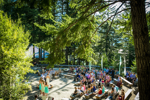 Summer is the perfect time for an outdoor wedding! Our amphitheater and outdoor spaces are perfect locations for all your friends and family gather for your ceremony.  Photo courtesy of Paul Joseph Brown